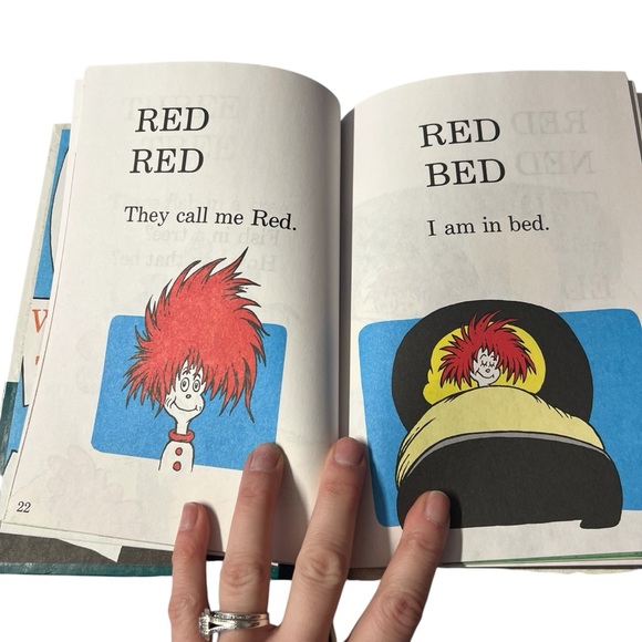 4pc. Set Dr. Seuss Classic Children’s Books - Picture 7 of 12